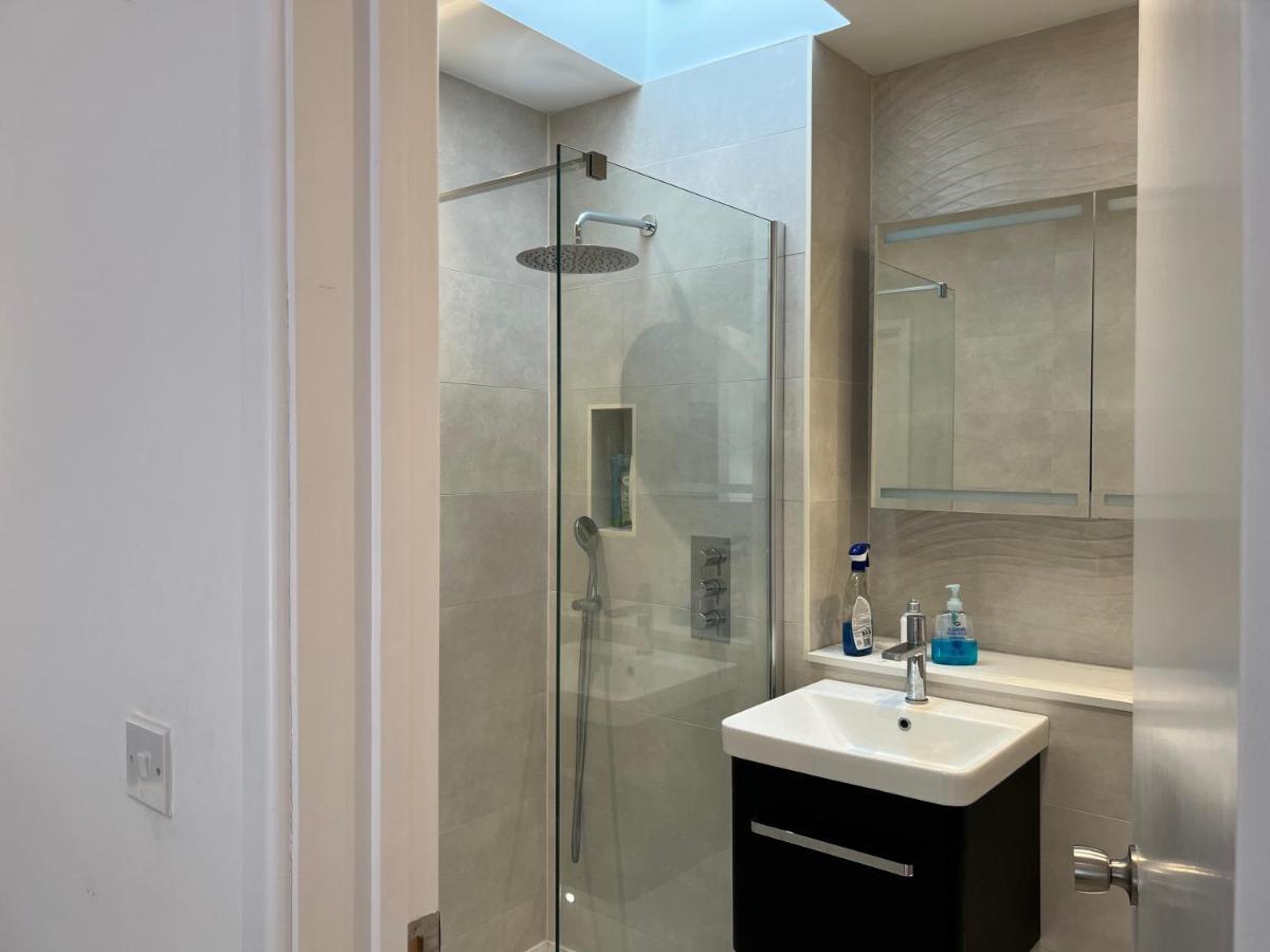 300M To Fitzwilliam Museum 3 En-Suites Double Bedroom Victoria House Cambridge  Exterior photo