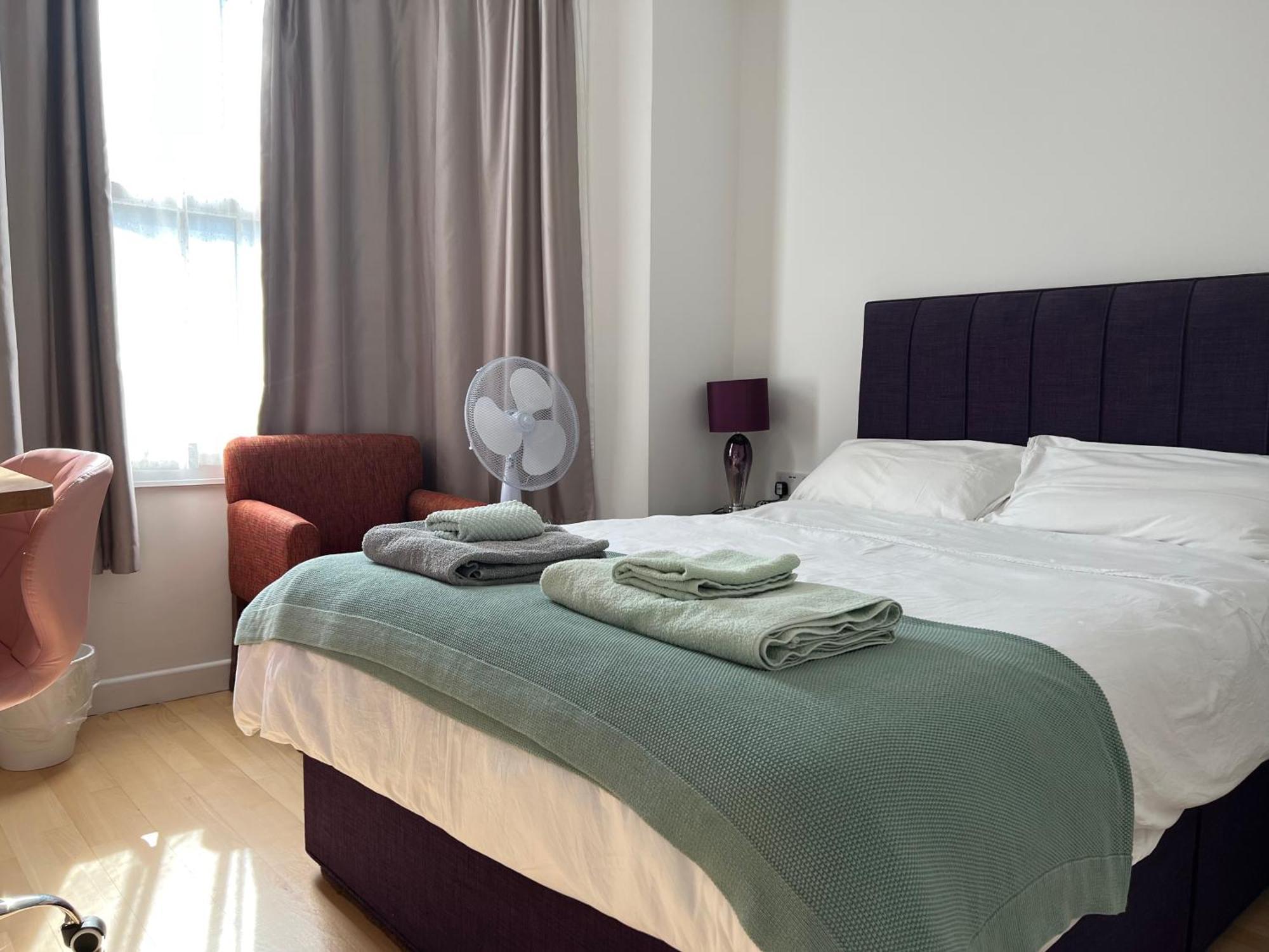300M To Fitzwilliam Museum 3 En-Suites Double Bedroom Victoria House Cambridge  Exterior photo